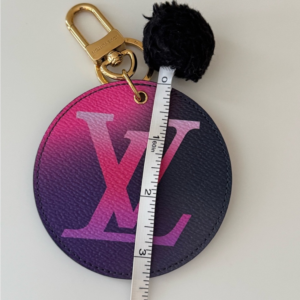 Louis Vuitton Bag Charm Key Holder M00665, Midnight Fuschia - Picture 12 of 13